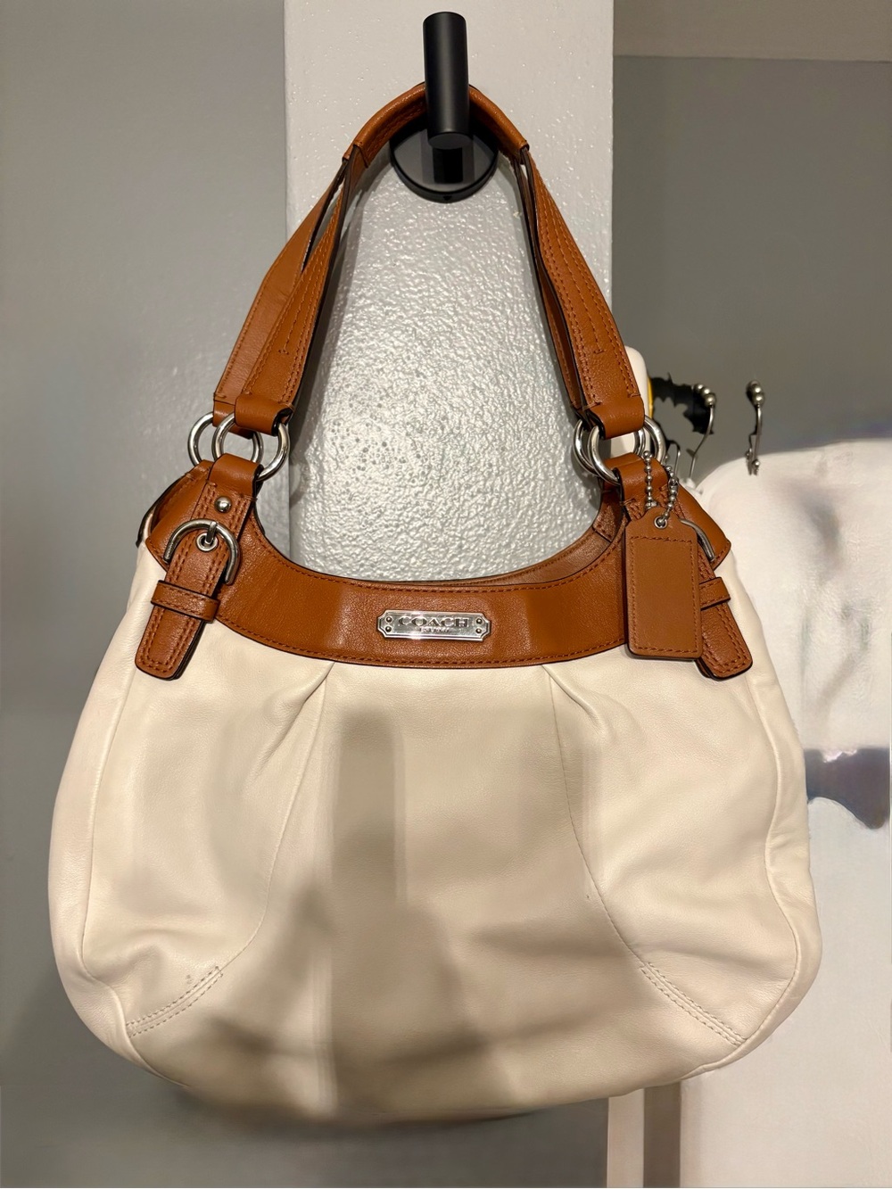 COACH Leather Shoulder Bag